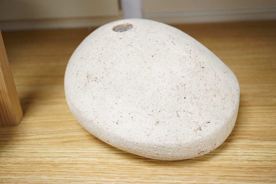 Waistel Cooper (1921-2003): A stoneware 'Feelie' pot